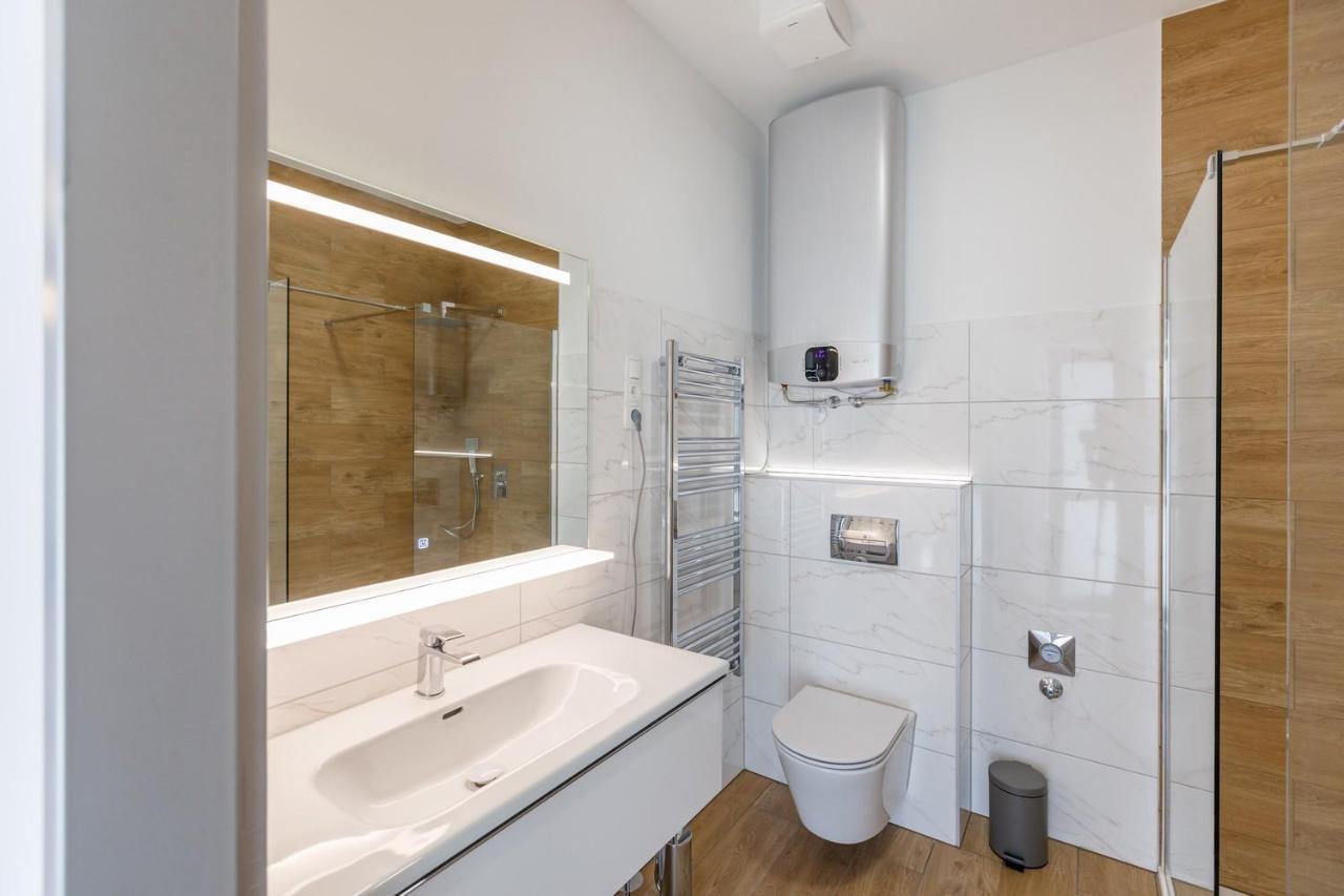 La Bella Centrum Apartmanok Piros/Sarga Хевиз Экстерьер фото