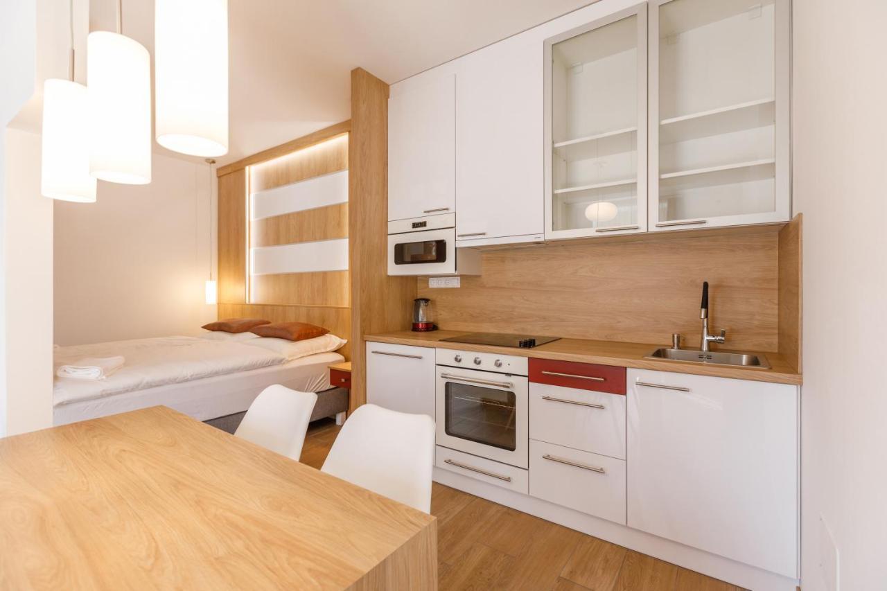 La Bella Centrum Apartmanok Piros/Sarga Хевиз Экстерьер фото